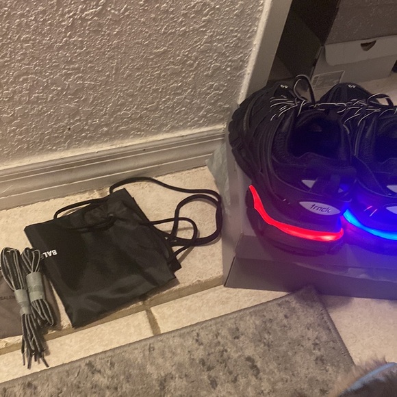 Balenciaga Track Runner Led - Picture 9 of 9
